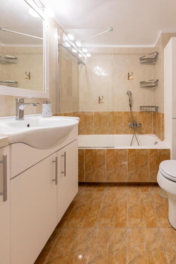 Aincac Apartment Athens Center Esterno foto